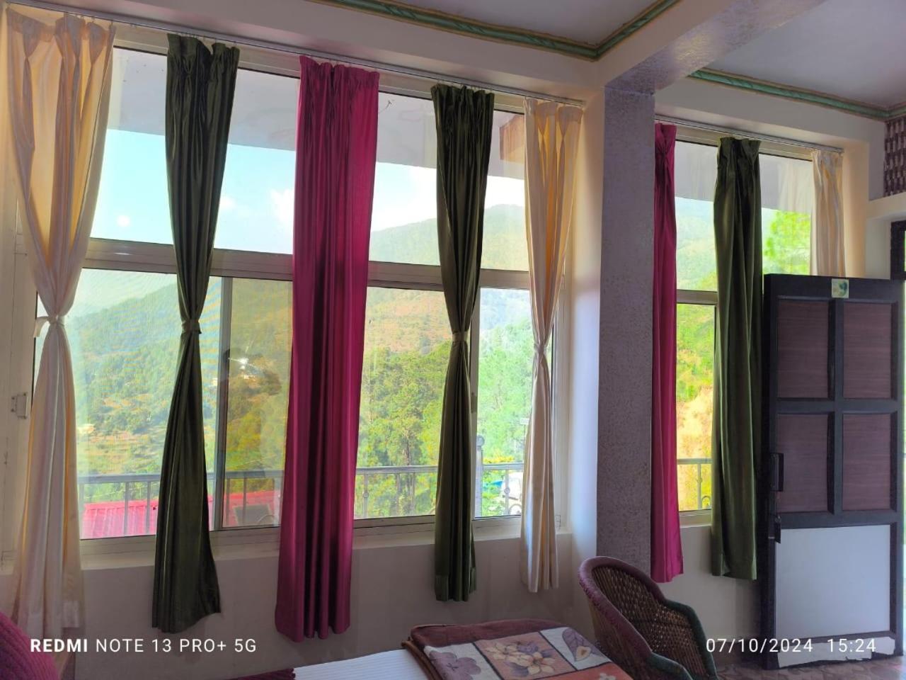Dwarika Hotel Dwarahat Екстериор снимка