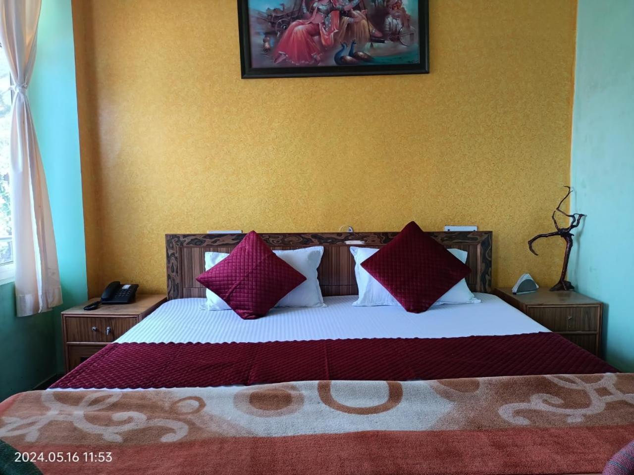 Dwarika Hotel Dwarahat Екстериор снимка