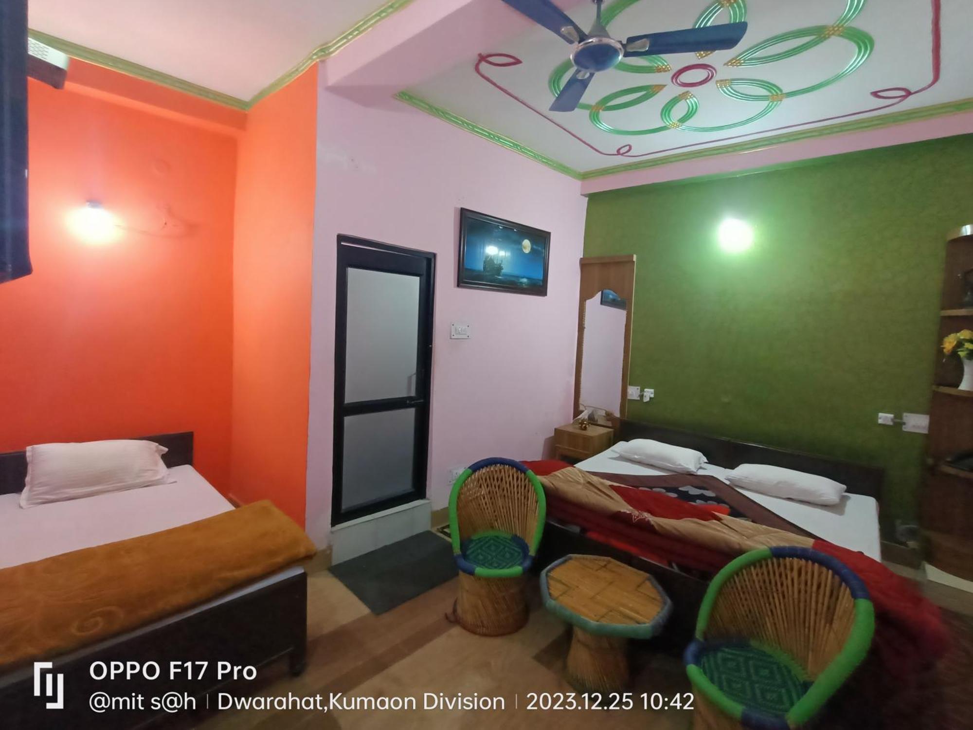 Dwarika Hotel Dwarahat Екстериор снимка