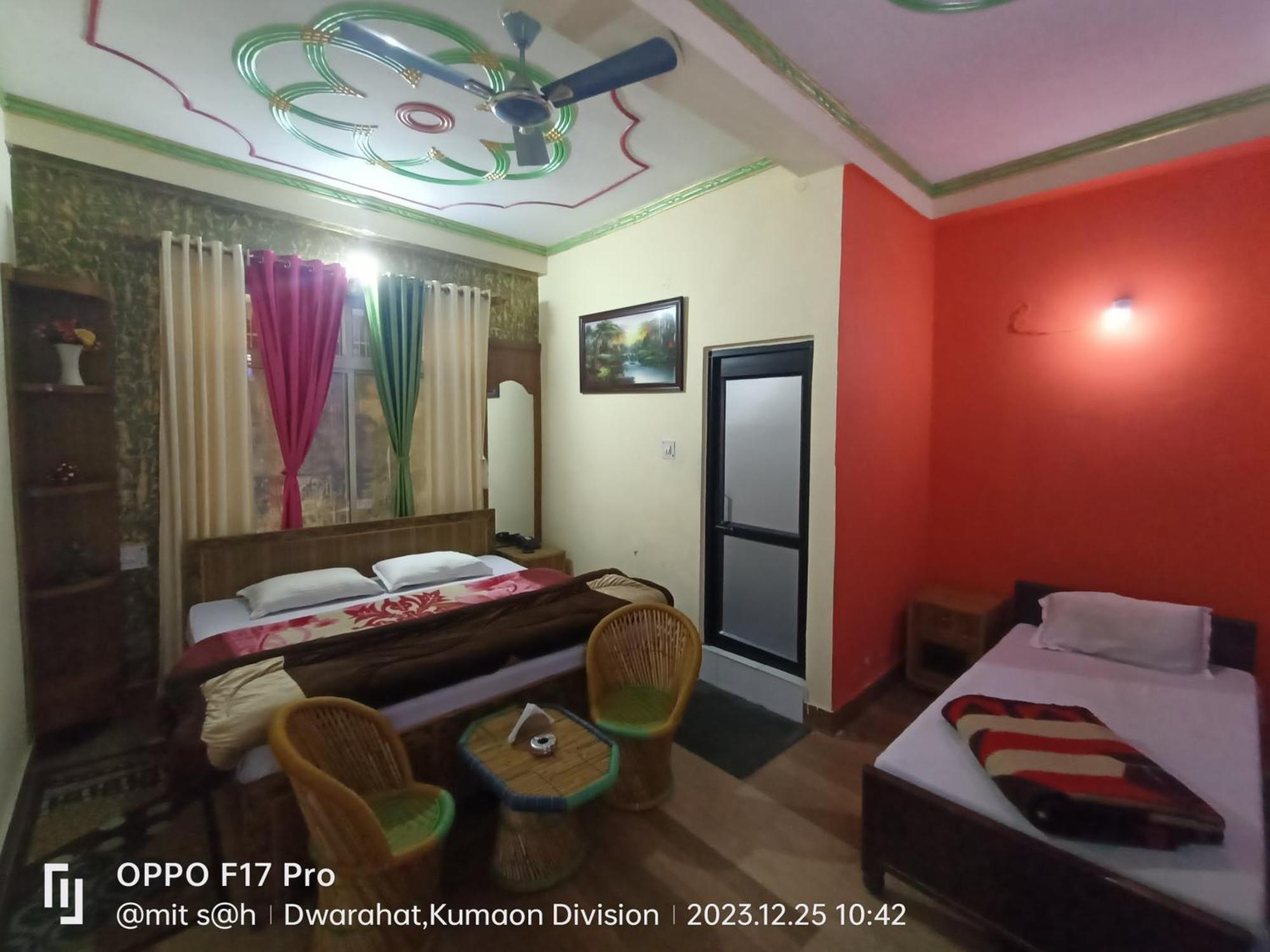 Dwarika Hotel Dwarahat Екстериор снимка